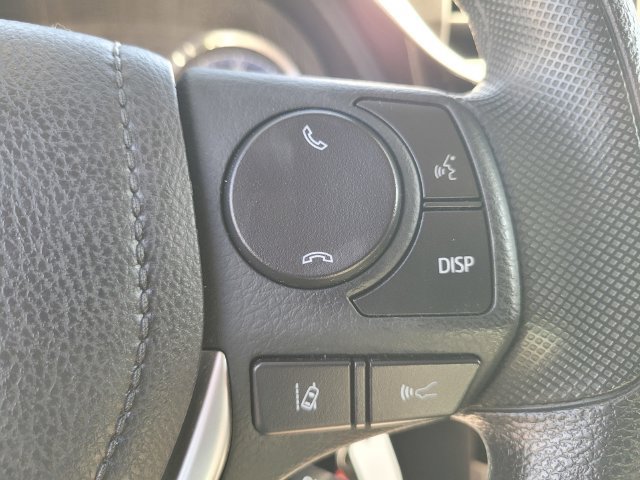 Used 2017 Toyota Corolla LE FWD image 26