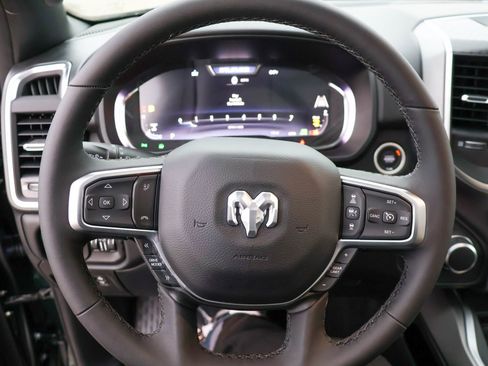 New 2026 RAM 1500 4x4 Crew Cab image 28