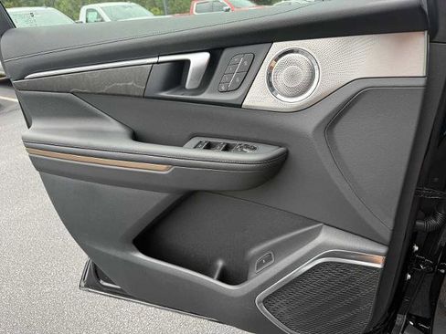 New 2026 Buick Enclave Avenir image 19