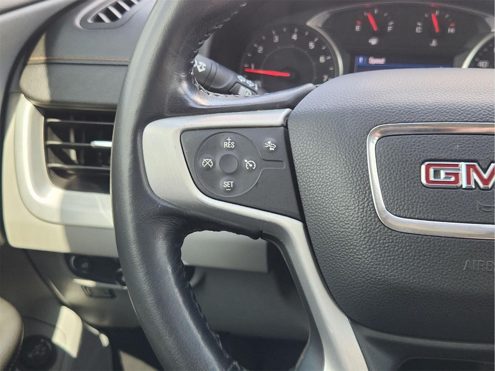 Used 2020 GMC Terrain SLE w/ Driver Convenience Package FWD image 28