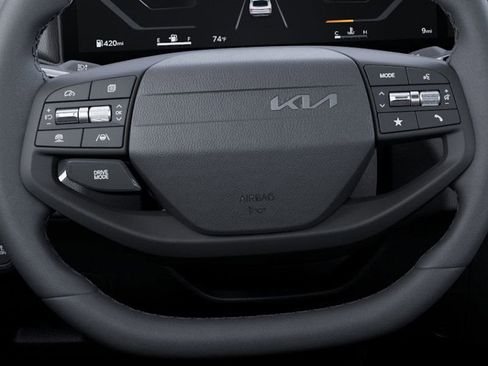 New 2025 Kia K4 EX image 22