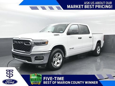 Used 2025 RAM 1500 Big Horn AWD/4WD image 1