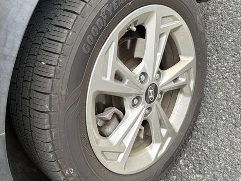 Used 2023 Hyundai Kona SEL AWD/4WD image 6
