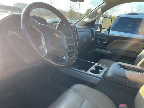 Used 2016 Chevrolet Silverado 2500 LTZ w/ Z71 Package, Off-Road image 6