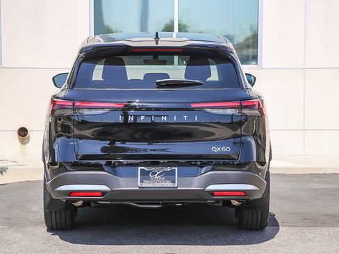 Certified 2026 INFINITI QX60 Pure w/ Cargo Package FWD image 7