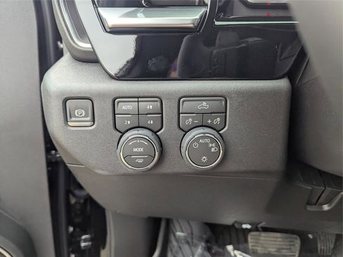 New 2026 Chevrolet Silverado 1500 LT image 19