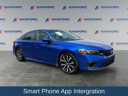 Used 2023 Honda Civic EX image 9