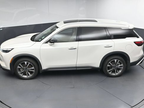 Used 2023 INFINITI QX60 Luxe w/ Performance Audio Package FWD image 40