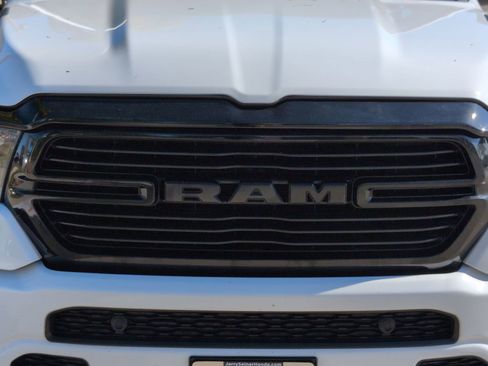 Used 2021 RAM 1500 Big Horn image 9