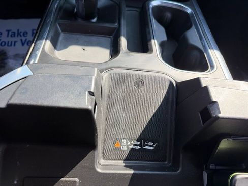 Used 2023 Chevrolet Silverado 1500 RST AWD/4WD image 16