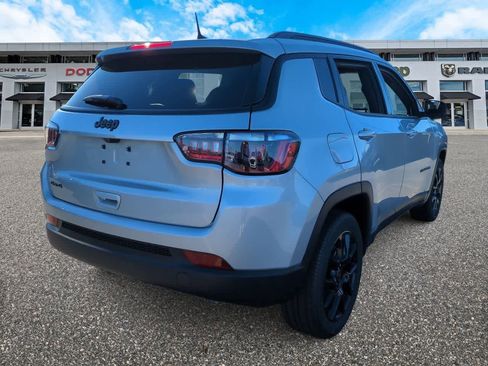 New 2026 Jeep Compass Latitude AWD/4WD image 8