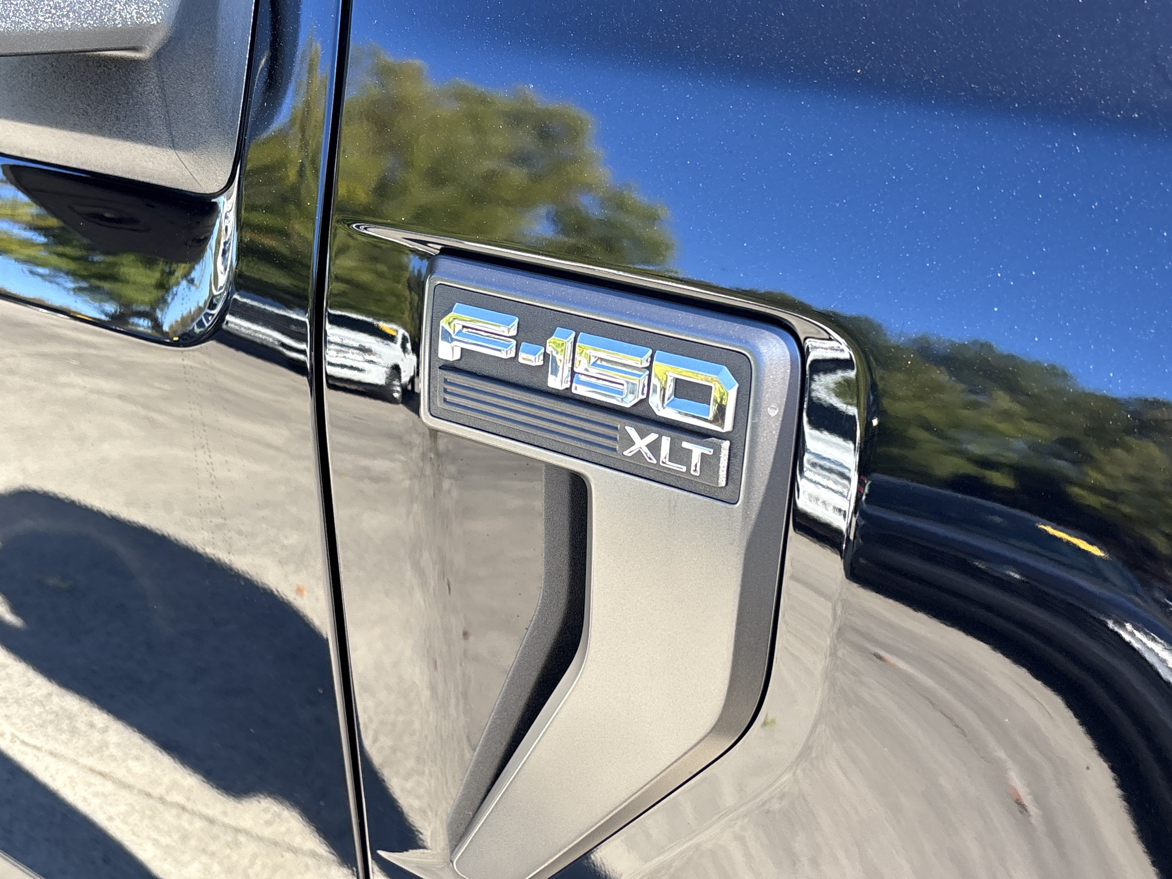 Used 2023 Ford F150 XLT w/ Equipment Group 302A High AWD/4WD image 10
