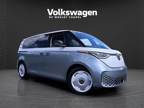 Certified 2025 Volkswagen ID. Buzz 1st Edition AWD/4WD image 1