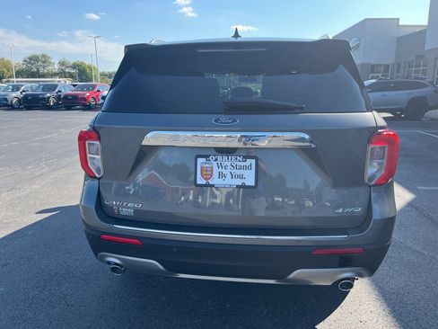 Used 2023 Ford Explorer Limited image 4