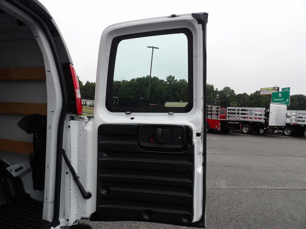 Used 2025 GMC Savana 2500 w/ Driver Convenience Package RWD image 48