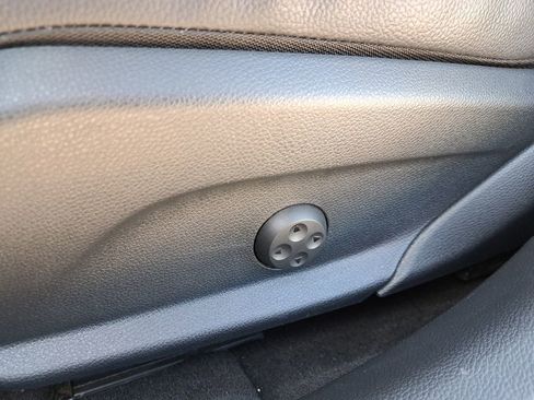 Used 2019 Mercedes-Benz C 300 C 300 image 15