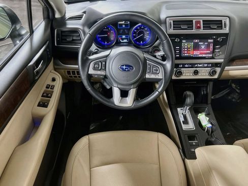 Used 2016 Subaru Outback 2.5i Limited AWD/4WD image 19
