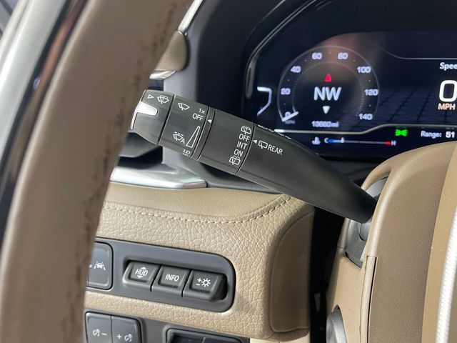 Certified 2023 GMC Yukon Denali w/ Advanced Technology Package AWD/4WD image 13