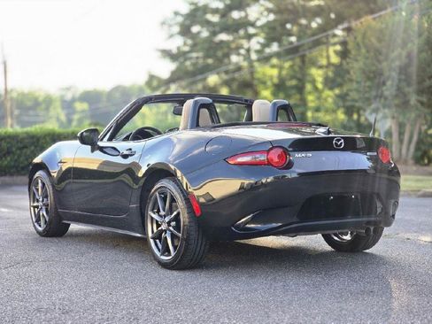 Used 2016 MAZDA MX-5 Miata Grand Touring RWD image 5