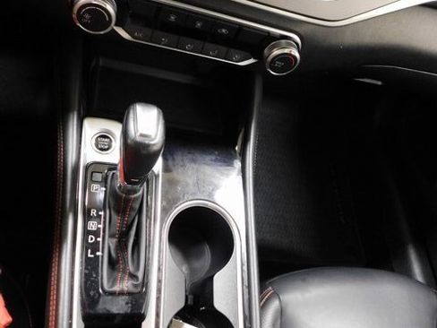 Used 2024 Nissan Altima 2.5 SR image 25