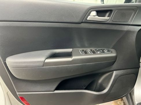 Used 2020 Kia Sportage LX FWD image 20