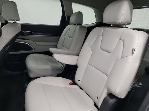 Certified 2024 Kia Telluride S FWD image 10