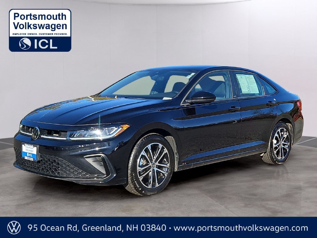 Certified 2025 Volkswagen Jetta Sport FWD image 1
