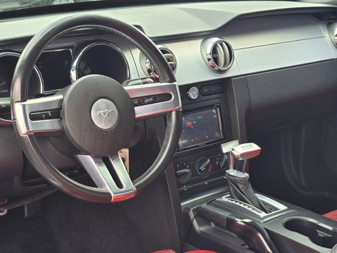 Used 2006 Ford Mustang GT Premium image 16