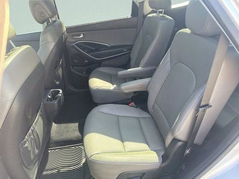 Used 2018 Hyundai Santa Fe Limited FWD image 15