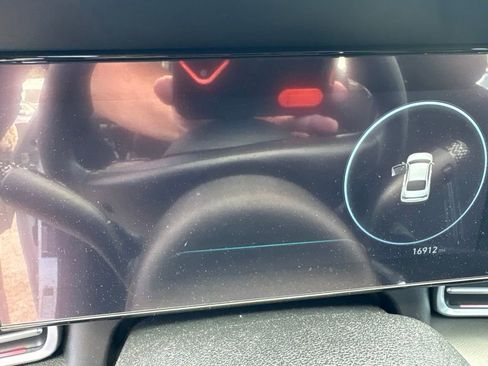 Used 2024 Hyundai Elantra SEL FWD image 15