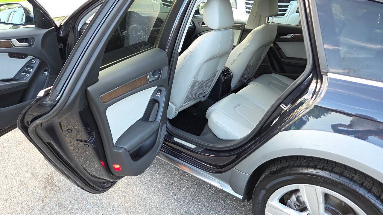 Used 2015 Audi A4 Premium Plus w/ Technology Package AWD/4WD image 29