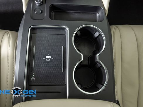 Used 2025 Acura MDX SH-AWD w/ Technology Package image 23