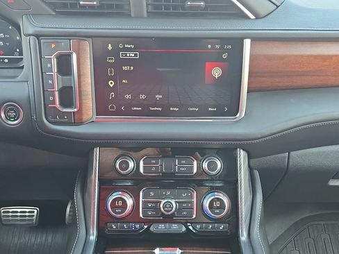 Certified 2023 GMC Yukon XL Denali Ultimate AWD/4WD image 23