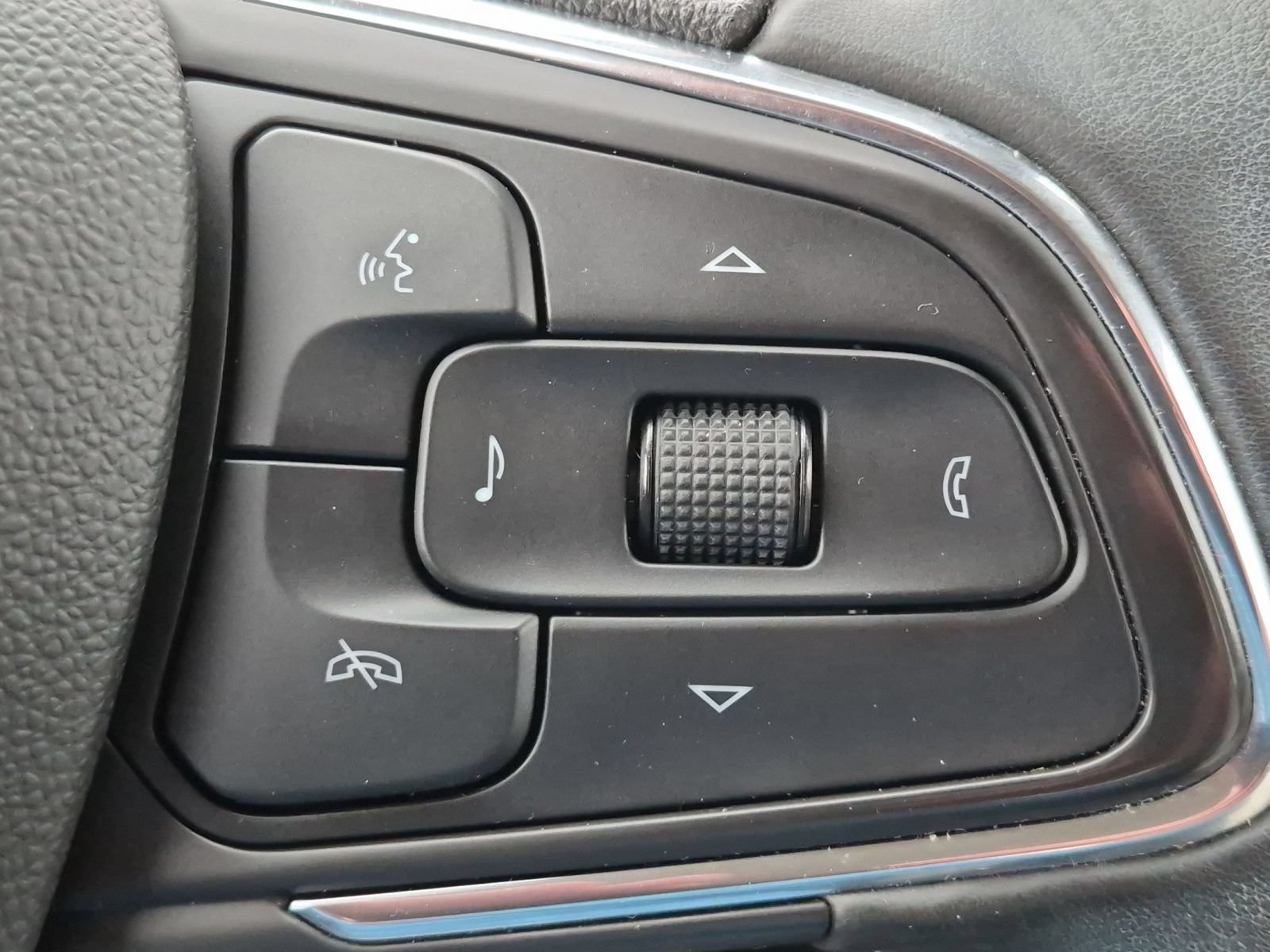 Used 2024 Buick Encore GX Preferred w/ Advanced Technology Package AWD/4WD image 19