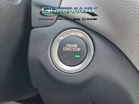 Used 2023 Chevrolet Equinox LS w/ LS Convenience Package FWD image 24