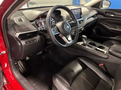 Used 2019 Nissan Altima 2.5 SR w/ SR Premium Package image 19
