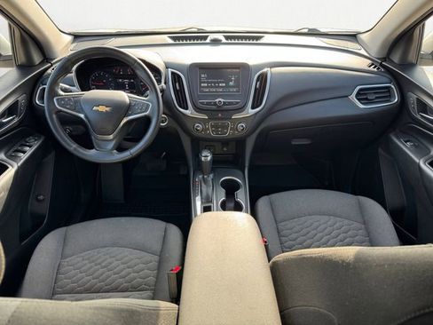 Used 2018 Chevrolet Equinox LT image 10