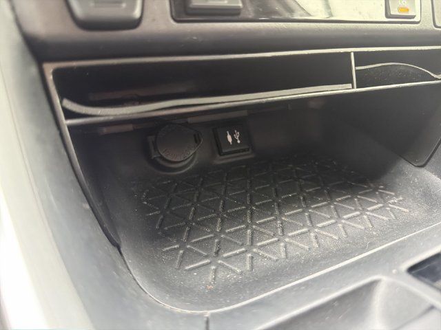 Used 2019 Toyota RAV4 XLE w/ Convenience Package AWD/4WD image 27