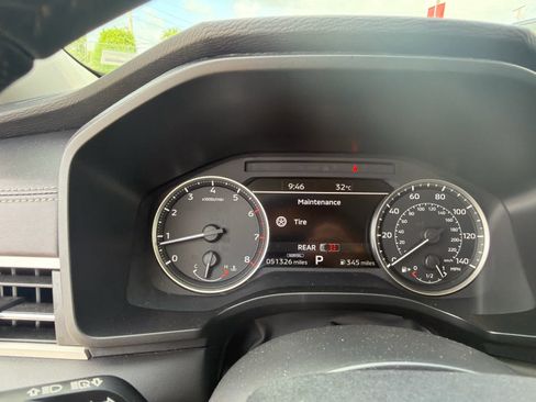 Used 2024 Mitsubishi Outlander SE AWD/4WD image 48