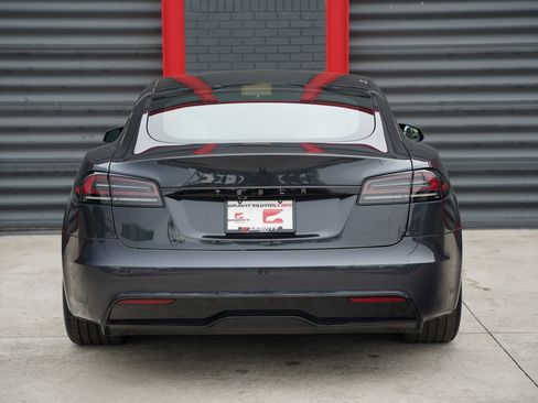 Used 2024 Tesla Model S AWD/4WD image 7