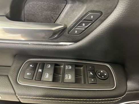 Used 2023 RAM 1500 Laramie image 13