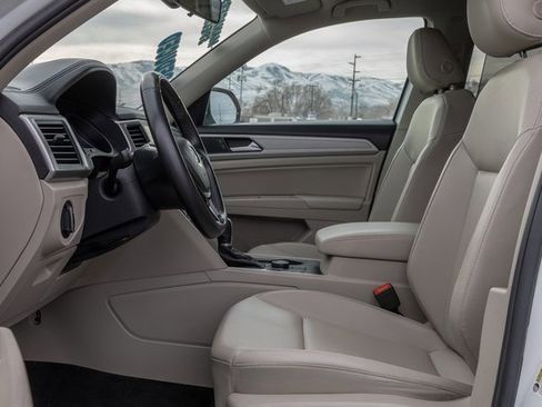 Used 2018 Volkswagen Atlas SE image 6