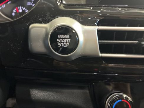 Certified 2021 Kia Seltos EX image 29