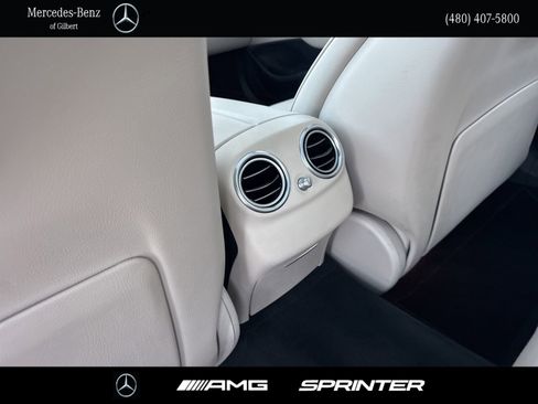 Used 2019 Mercedes-Benz E 300 4MATIC image 21