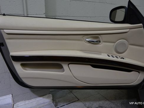 Used 2011 BMW 328i Convertible RWD image 15