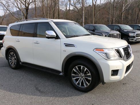 Used 2018 Nissan Armada SL w/ Premium Package image 10