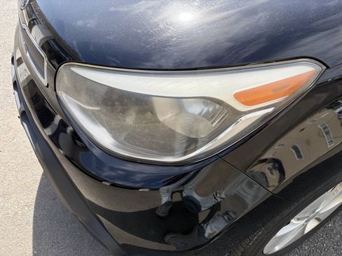 Used 2014 Kia Soul FWD image 6