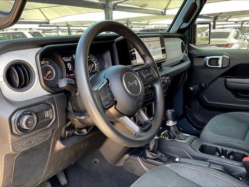 Used 2024 Jeep Wrangler Sport image 29