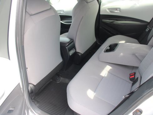 Used 2024 Toyota Corolla SE FWD image 12