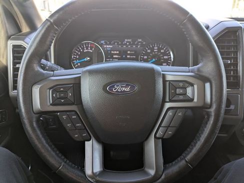 Used 2020 Ford Expedition XLT w/ Equipment Group 202A image 34